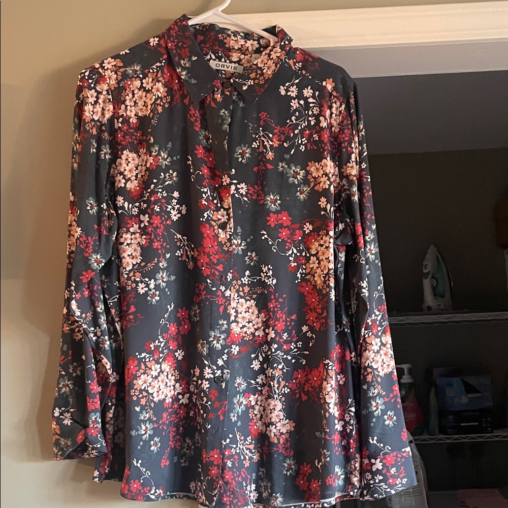 Orvis Women's Floral Blouse - Black and Red